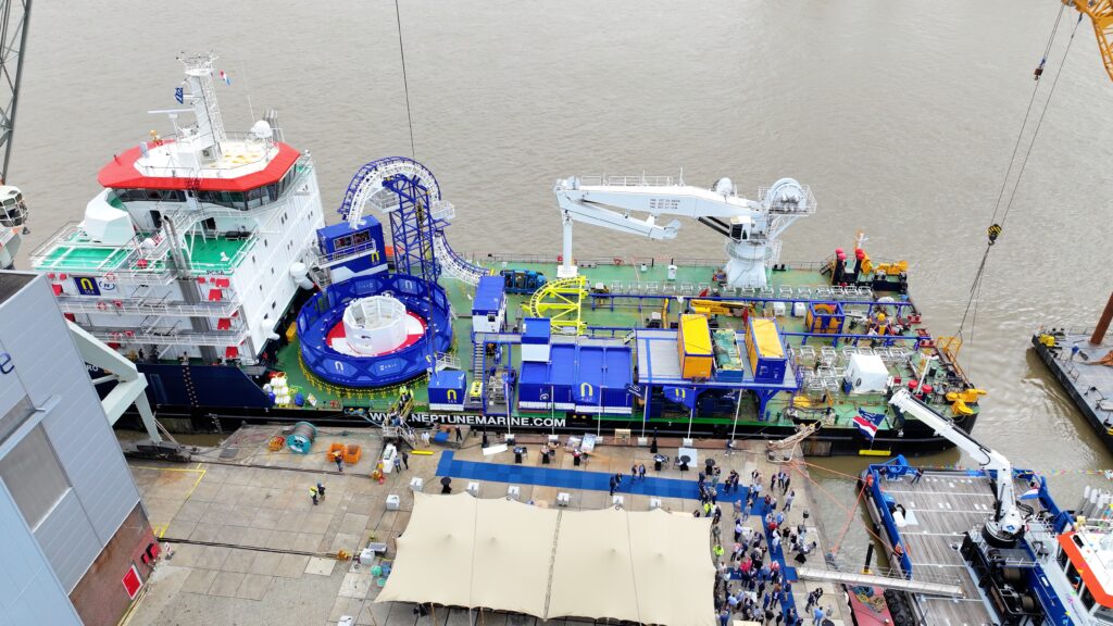 The final commissioning of the cable repair vessel "CURO"